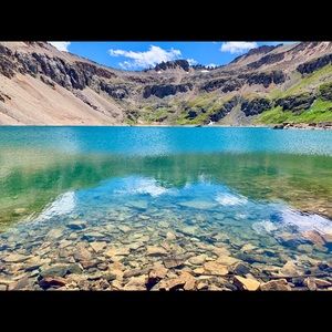 Meet your Posher, Maya